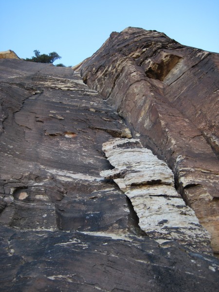 Looking up P1: white flake to L-facing dihedral.