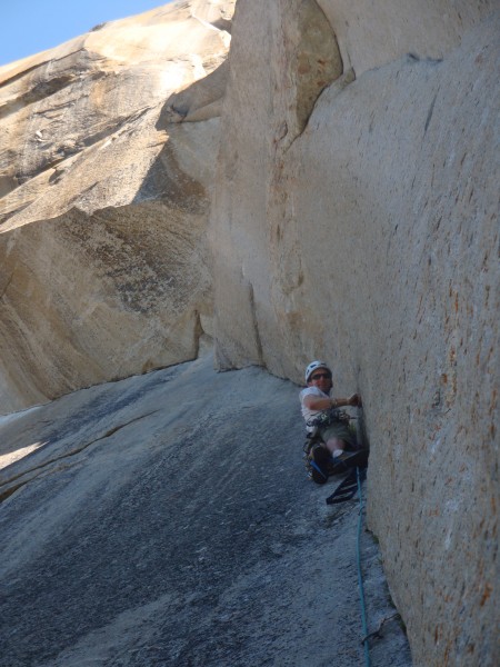 Clean and exposed cracks on the Muir