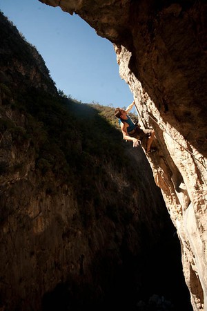 neil monteith, getting totally rad on his route death starred