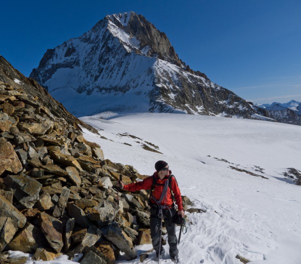 Before starting the way down through the snow gullies, Bietschhorn in ...