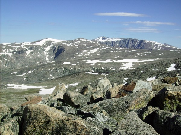 View North to Mather Peaks and Cloud Peak.