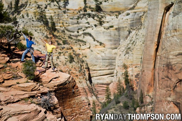 The official "Pullharder Pose" after a great day on Moonlight Buttress...