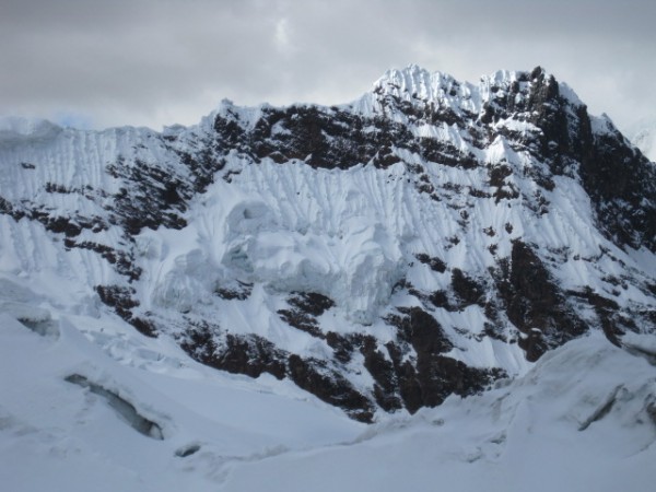 These peaks tend to look like some insane pastry chef went wild with t...