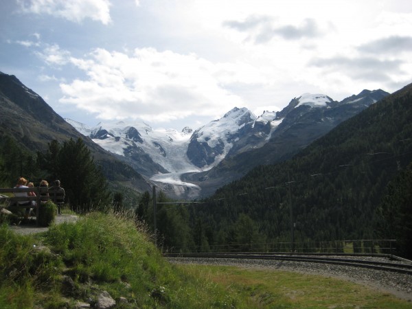 Parking pullout with a view. Piz Bernina &#40;4049m&#41; slightly righ...