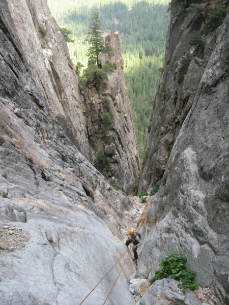 Rapping down the chasm b/w Higher and Middle Cathedral.